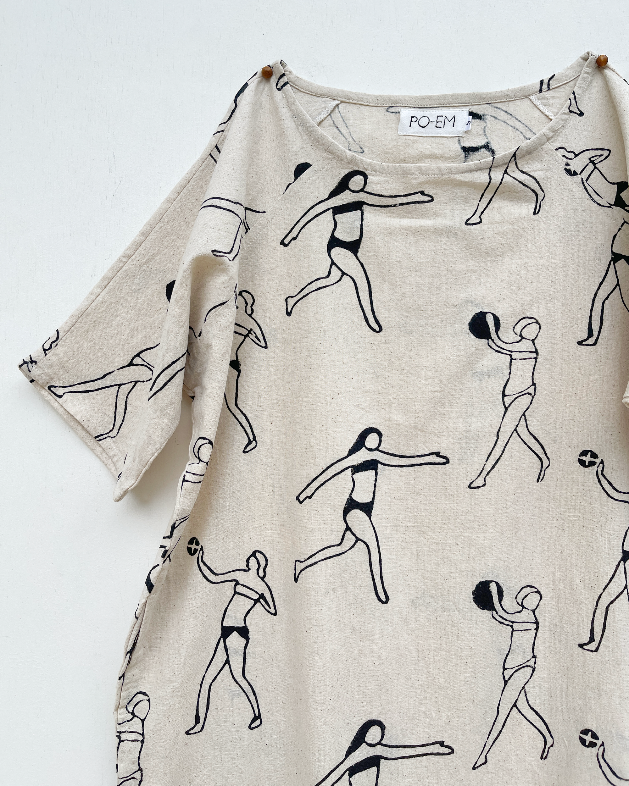 The Burrow Dress in Cotton Handprinted Villa