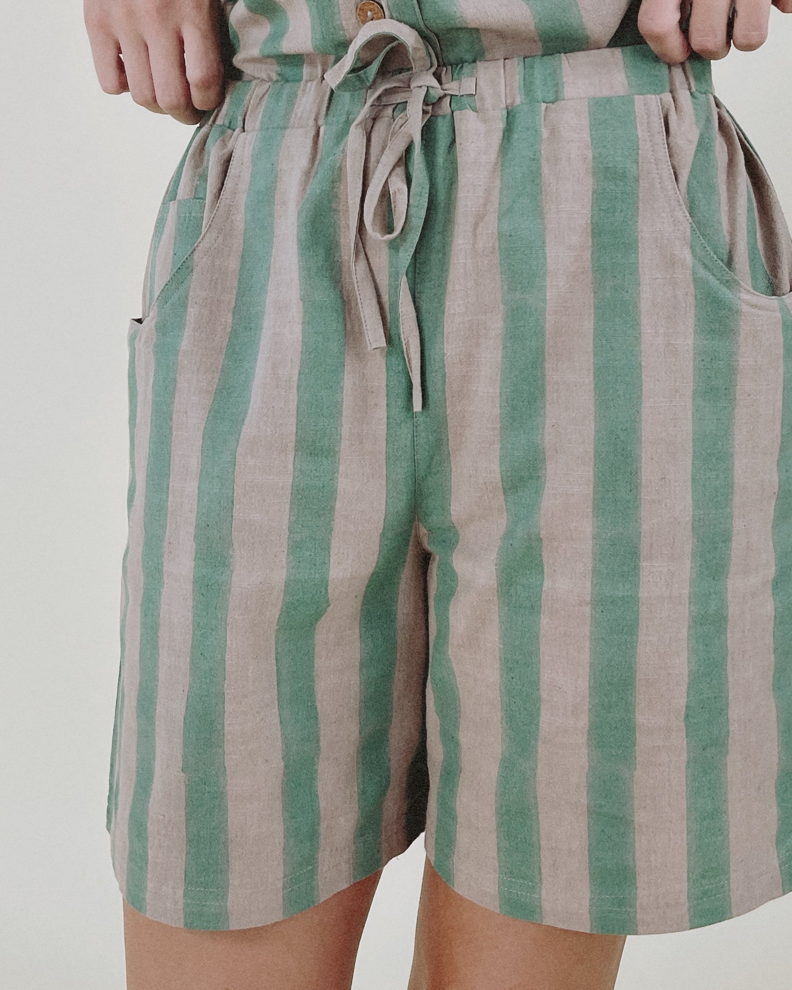 Throwback Tie Shorts in Sea Stripe Block Print
