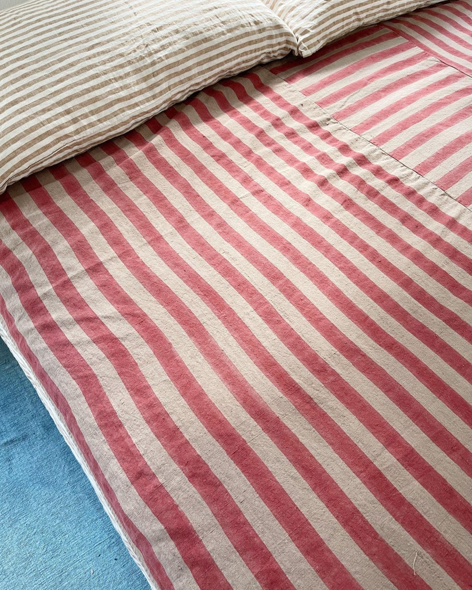 COVERLET | strawberry field - PO-EM