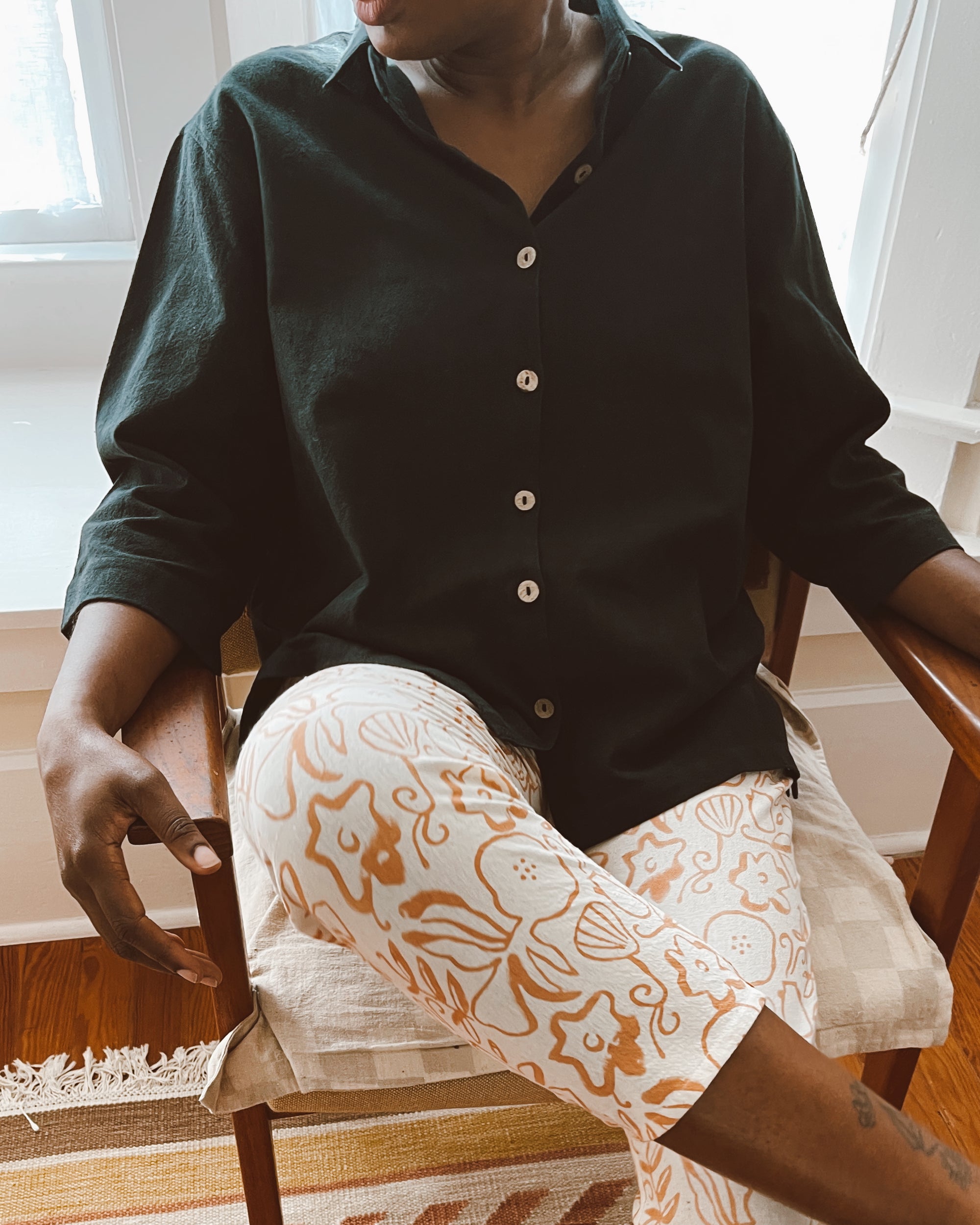 The Casa Top Button Down in New Moon Black