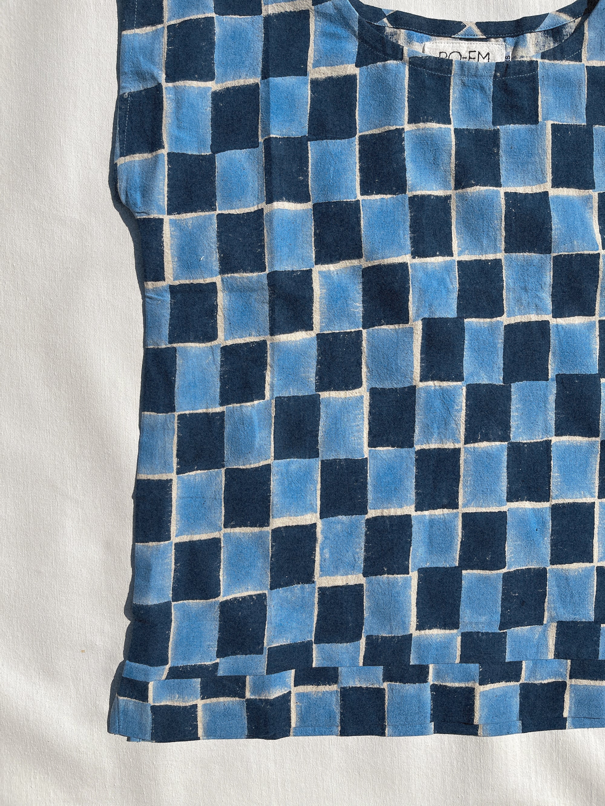 PO-EM The Monty Cotton Top in Sala Square Blockprint