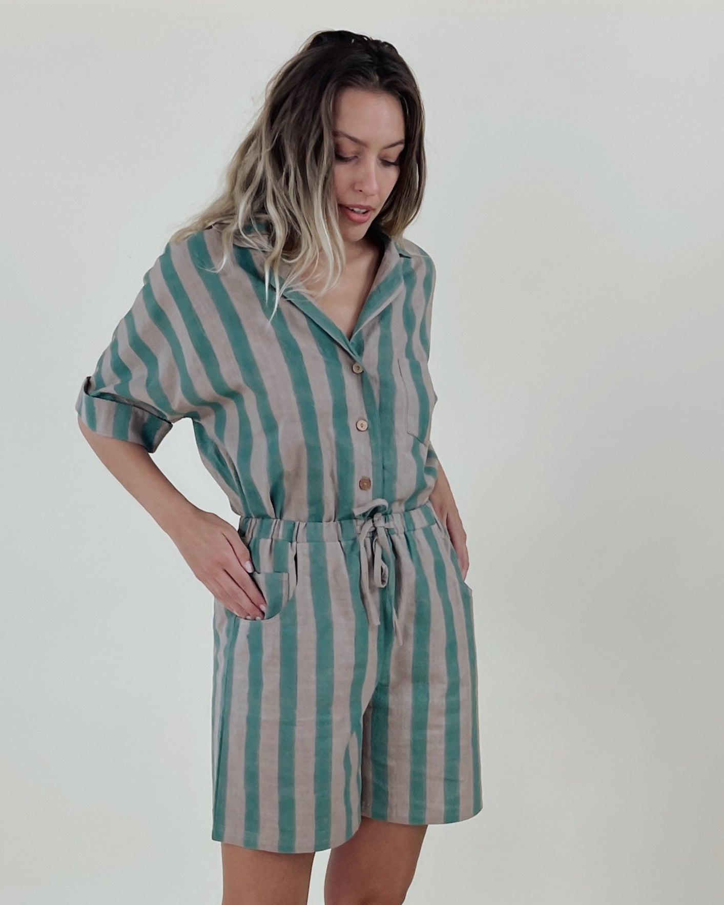 Button Down Palms Top in Stripe Seastripe